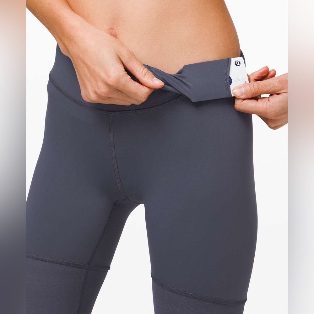 Lululemon Sheer Will High-Rise Tight 28" Pulse
Stone Blue size 8 - Picture 5 of 10